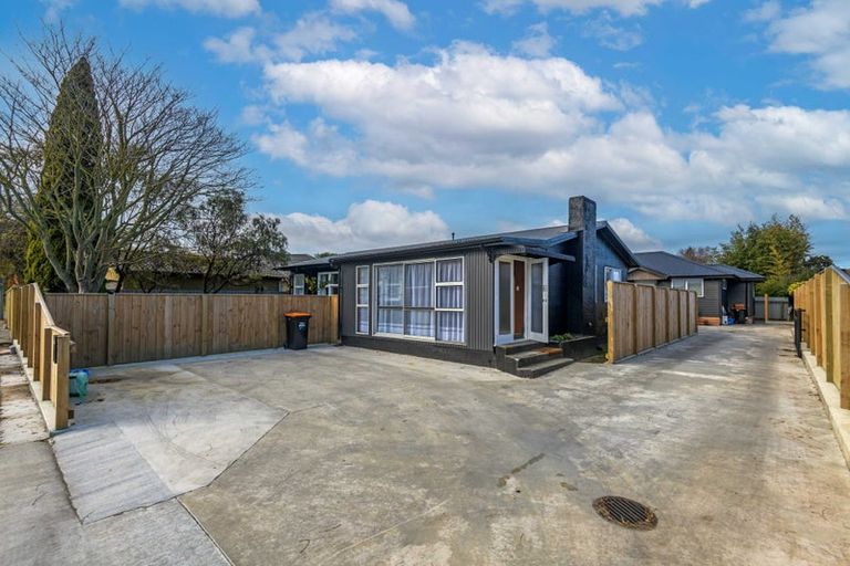 Photo of property in 50 Pahiatua Street, Hokowhitu, Palmerston North, 4410