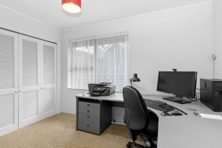 Photo of property in Barton Mews, 1/406 Fergusson Drive, Heretaunga, Upper Hutt, 5018