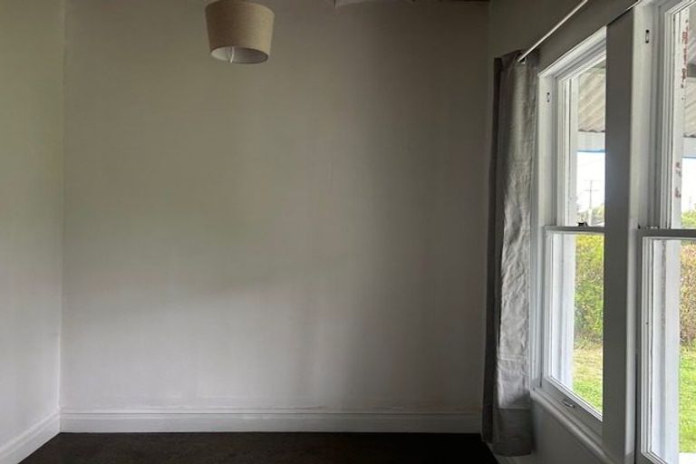 Photo of property in 14 Bibby Street, Waipawa, 4210