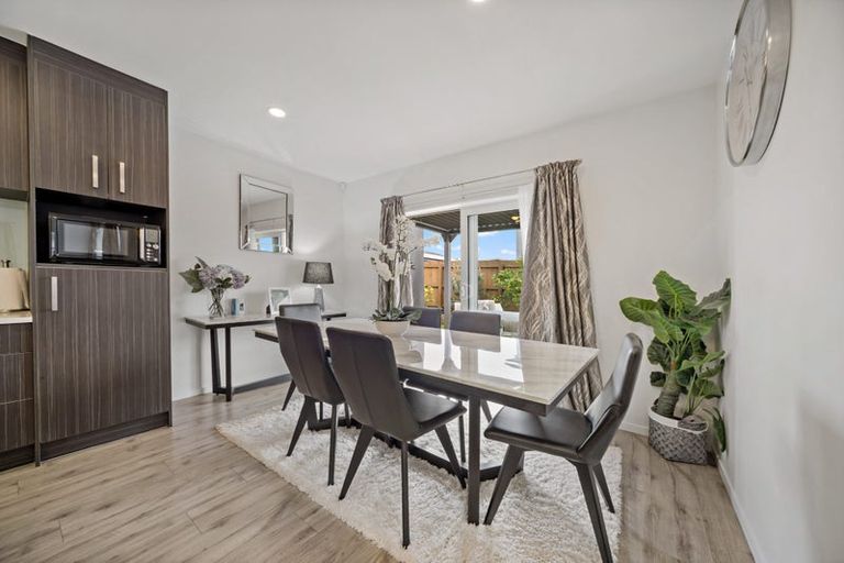 Photo of property in 12 Kare Ariki Place, Pukekohe, 2120