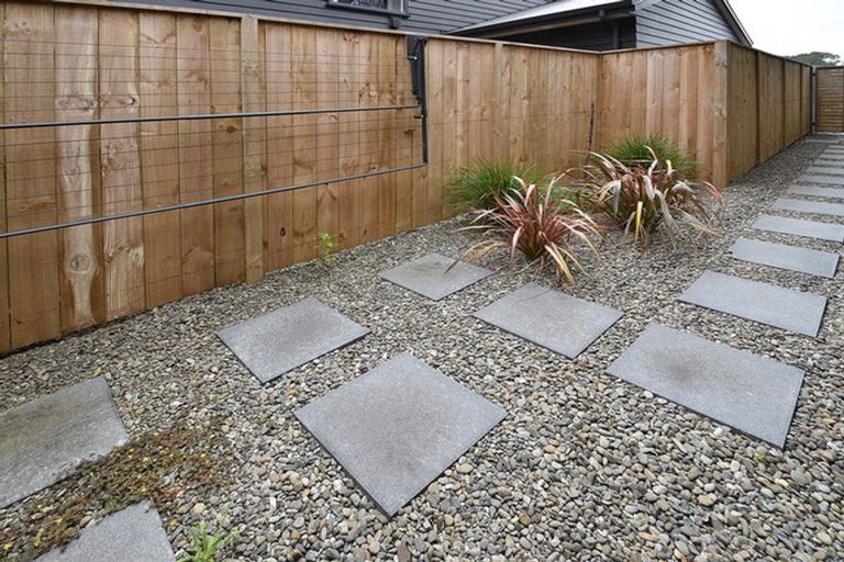 Photo of property in 23 Barrel Crescent, Swanson, Auckland, 0614