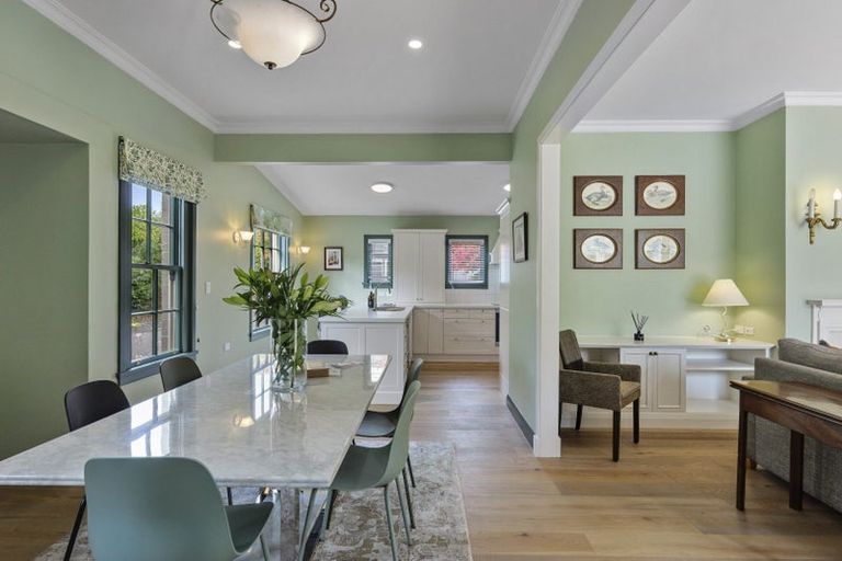 Photo of property in 16 Desmond Street, Merivale, Christchurch, 8014