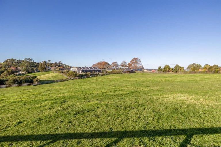 Photo of property in 20 Diamond Lane, Riverhead, Albany, 0793