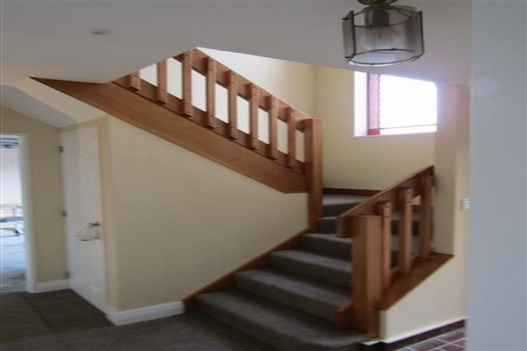 Photo of property in 12 Satara Crescent, Khandallah, Wellington, 6035