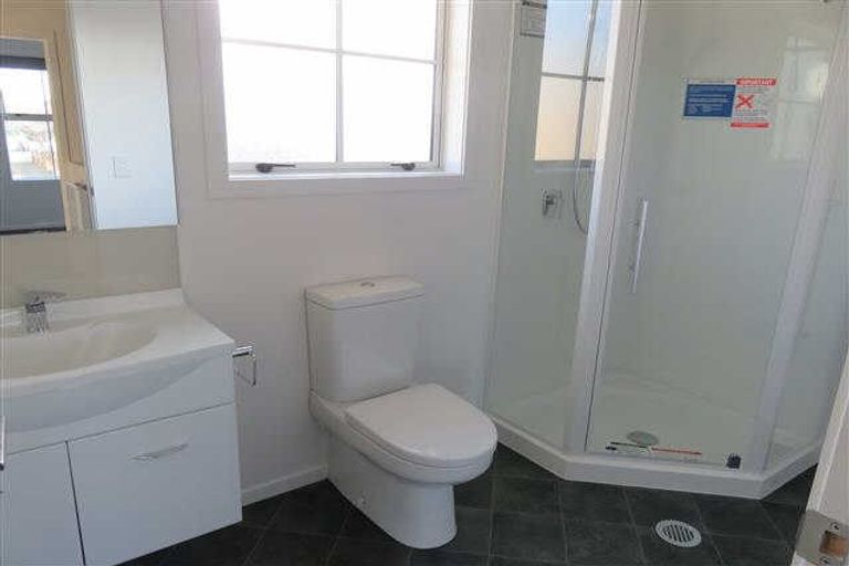 Photo of property in 13 Chiefs Court, Hamilton East, Hamilton, 3216