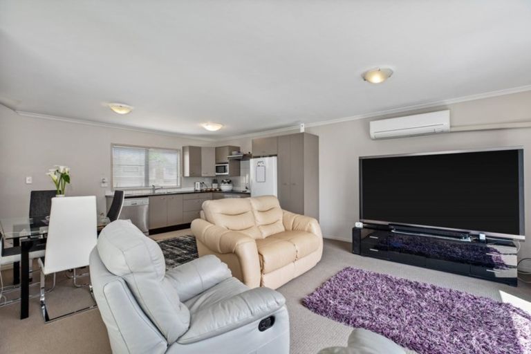 Photo of property in St Claire Village, 60/172 Mcleod Road, Te Atatu South, Auckland, 0610