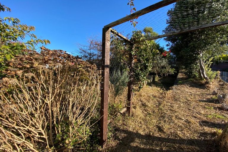 Photo of property in 23 Paritutu Road, Spotswood, New Plymouth, 4310