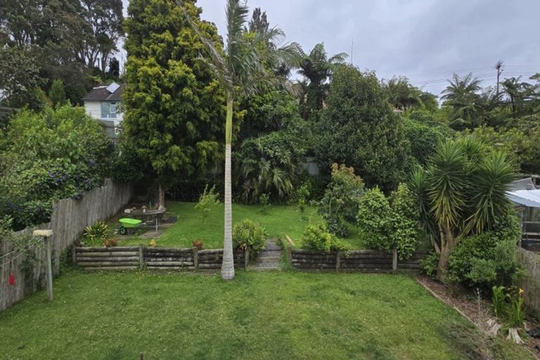 Photo of property in 22 Glenpark Avenue, Frankleigh Park, New Plymouth, 4310