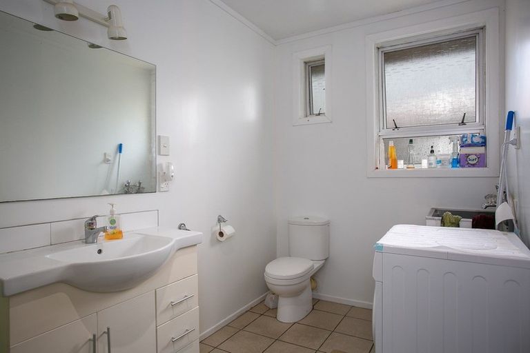 Photo of property in 41d Hamilton Road, Cambridge, 3434