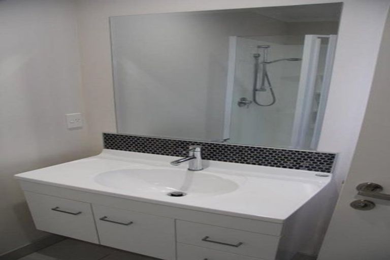 Photo of property in 4 Macdonald Heights, Feilding, 4702