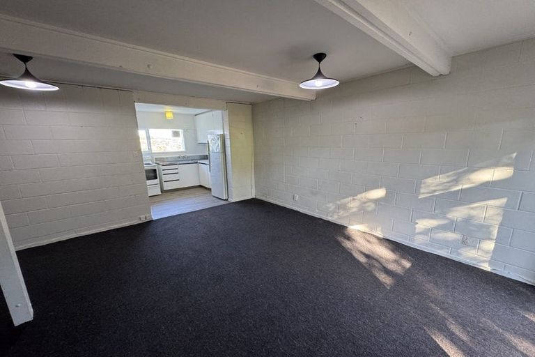 Photo of property in 14a Waiwera Crescent, Maupuia, Wellington, 6022