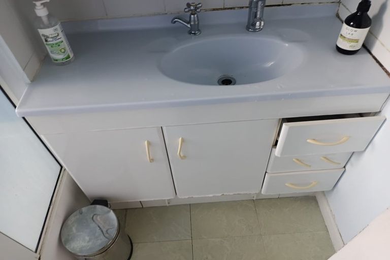 Photo of property in 10 Kilbirnie Crescent, Kilbirnie, Wellington, 6022