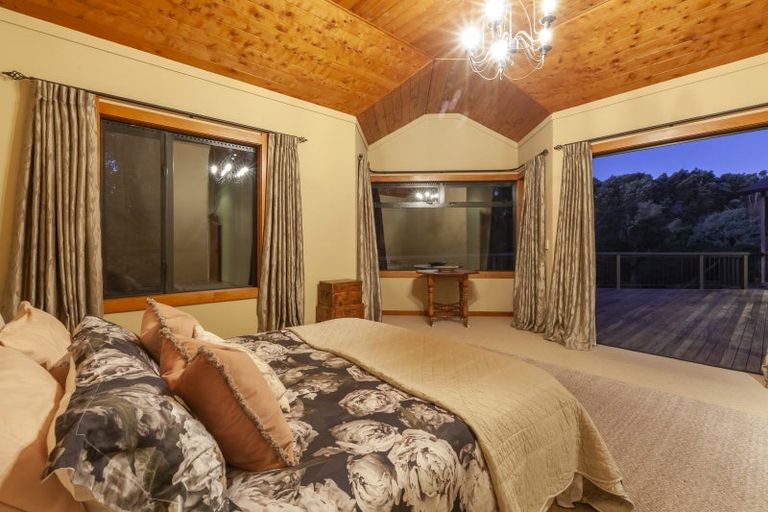 Photo of property in 111 Ngarara Road, Waikanae, 5036