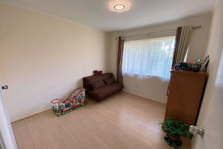 Photo of property in 21 Millhouse Drive, Northpark, Auckland, 2013