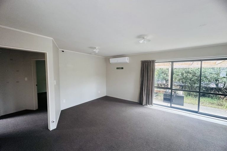 Photo of property in 383 Hobsonville Road, Hobsonville, Auckland, 0618
