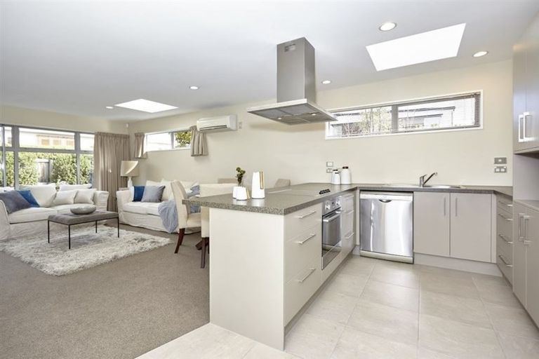 Photo of property in 87a Canon Street, St Albans, Christchurch, 8014