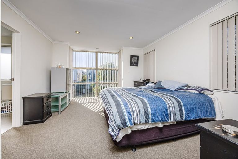 Photo of property in 13 Phar Lap Crescent, Takanini, 2112
