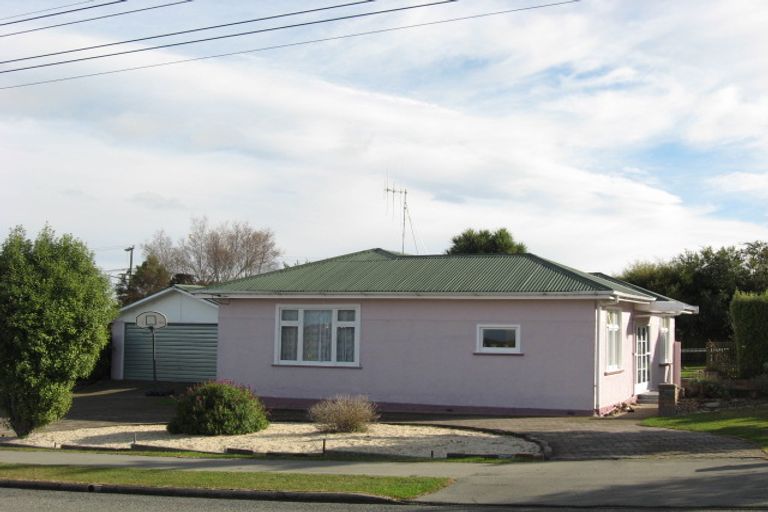 Photo of property in 8 Stoke Street, Oamaru, 9400