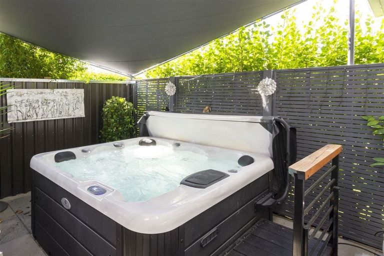 Photo of property in 20 Regent Avenue, Rangiora, 7400