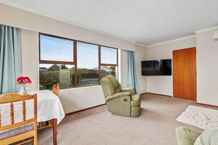 Photo of property in 4 Chamberlain Road, Masterton, 5810