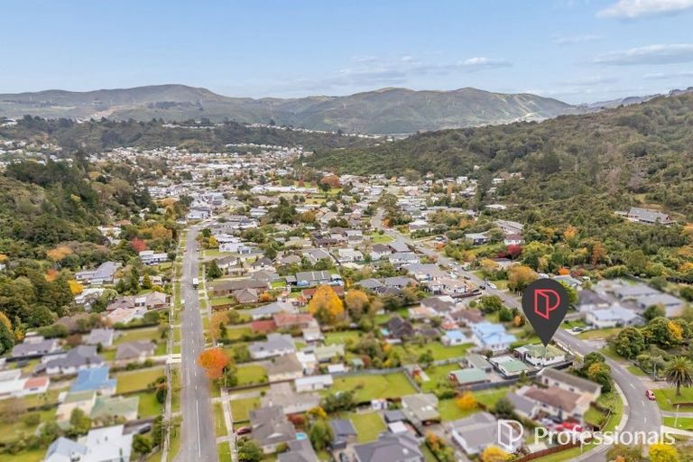 Photo of property in 1/102 Horoeka Street, Stokes Valley, Lower Hutt, 5019