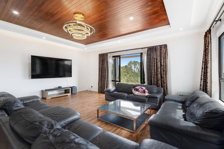 Photo of property in 300 Whitford Road, Whitford, 2576