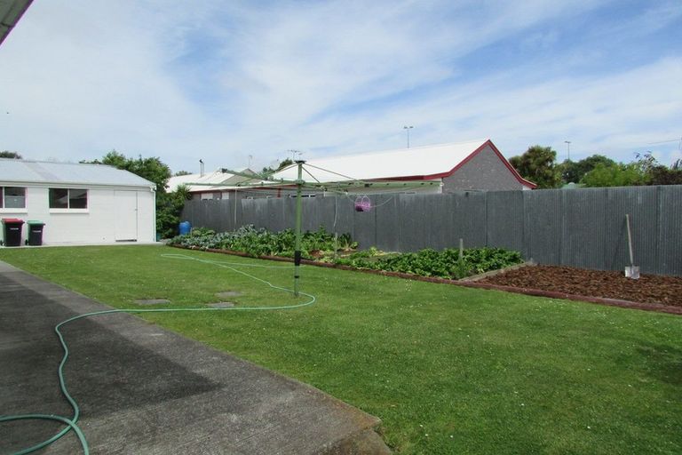 Photo of property in 39 Compton Street, Woolston, Christchurch, 8062