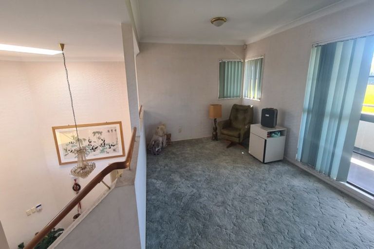 Photo of property in 10 Porterfield Road, Whitford, Howick, 2571