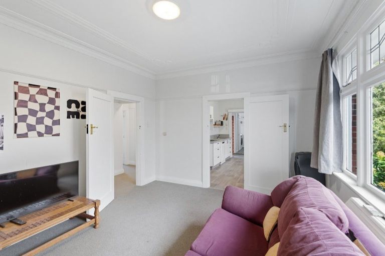 Photo of property in 31 Beach Street, Saint Clair, Dunedin, 9012