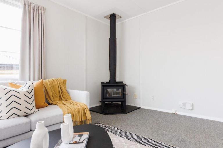 Photo of property in 14 Humber Street, Roslyn, Palmerston North, 4414