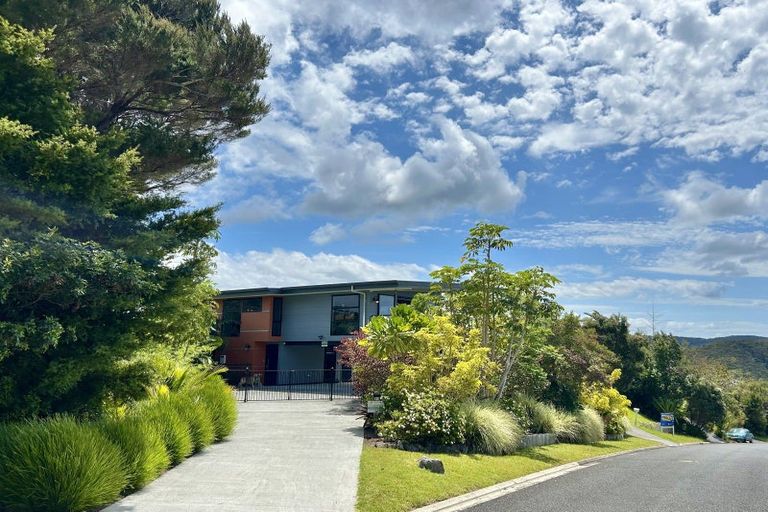 Photo of property in 33 Hihitahi Rise, Paihia, 0200