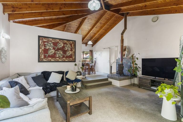 Photo of property in 1/27 Flavia Close, Torbay, Auckland, 0630