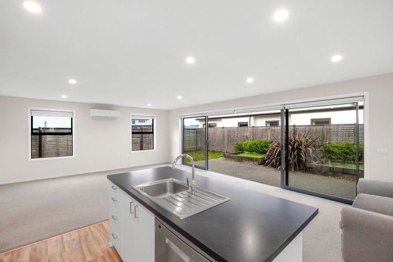 Photo of property in 46 Marbleleaf Lane, Albert Town, Wanaka, 9305