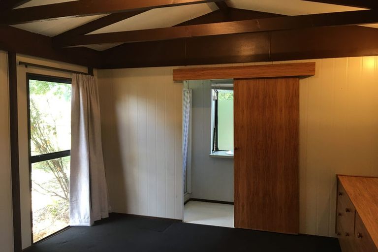 Photo of property in 26 Dolbear Street, Titirangi, Auckland, 0604