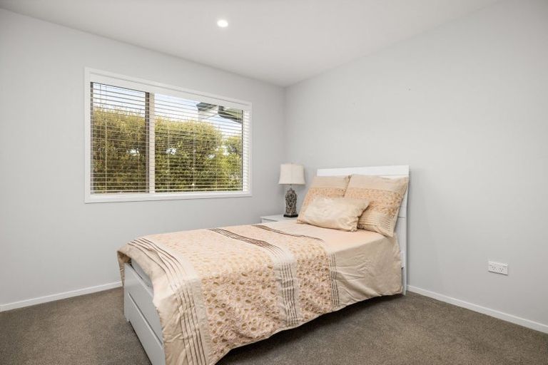 Photo of property in 49ra Oceana Drive, Welcome Bay, Tauranga, 3175