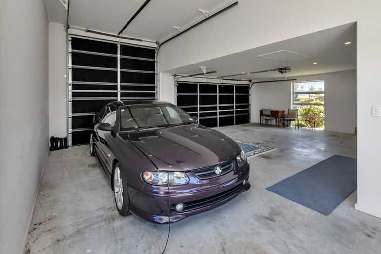 Photo of property in 12 Sando Way, One Tree Point, 0118