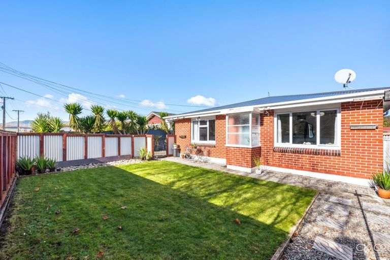 Photo of property in 1/5 Hall Grove, Ebdentown, Upper Hutt, 5018