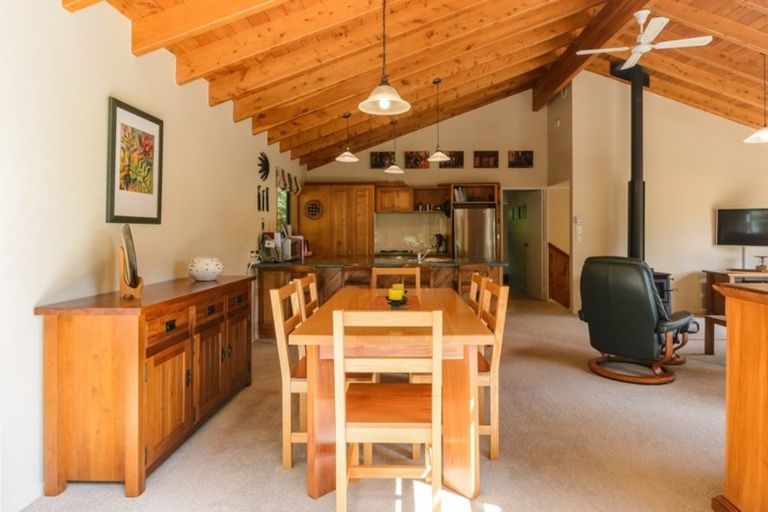 Photo of property in 26 Newgate Street, Picton, 7220