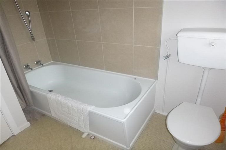 Photo of property in 3a Merton Street, Trentham, Upper Hutt, 5018