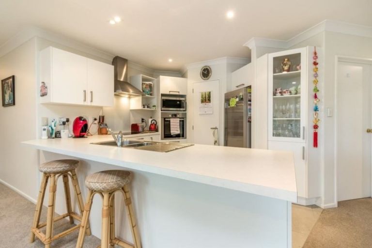 Photo of property in 5 Kotuku Crescent, Takanini, 2112