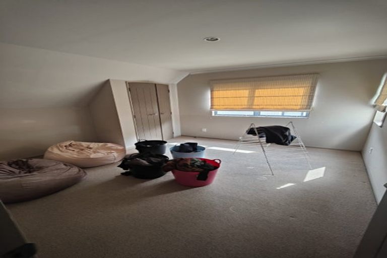 Photo of property in 162 Queens Drive, Lyall Bay, Wellington, 6022