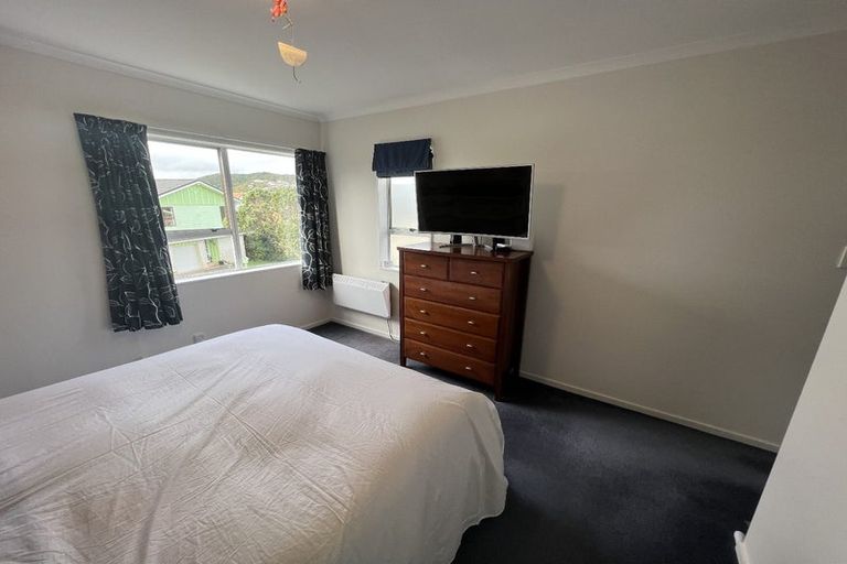 Photo of property in 12 Buxton Avenue, Karori, Wellington, 6012