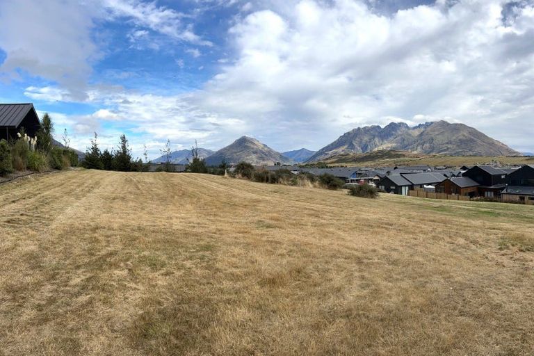 Photo of property in 3 Cunninghams Drive, Jacks Point, Queenstown, 9371