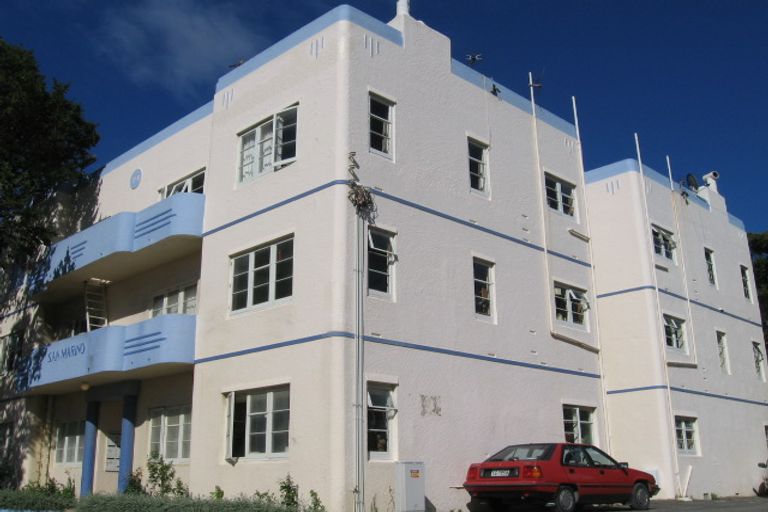 Photo of property in San Marino Apartments, 1/4 Oak Park Avenue, Te Aro, Wellington, 6011