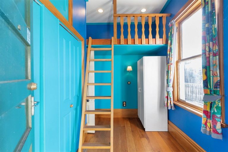 Photo of property in 35 Dillon Street, Blenheim, 7201