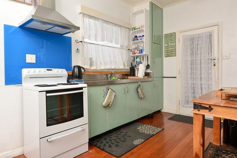 Photo of property in 69 Campbell Street, Frankton, Hamilton, 3204