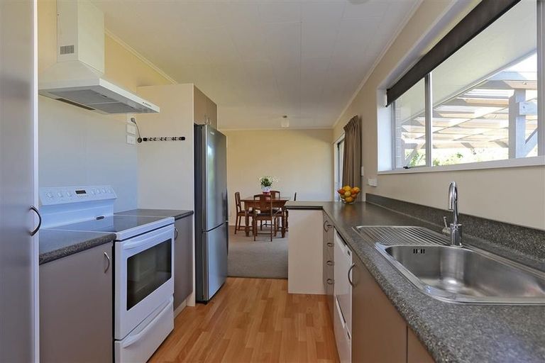 Photo of property in 11 Crichton Place, Taradale, Napier, 4112