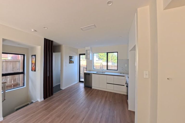 Photo of property in 6/20 William Souter Street, Forrest Hill, Auckland, 0620