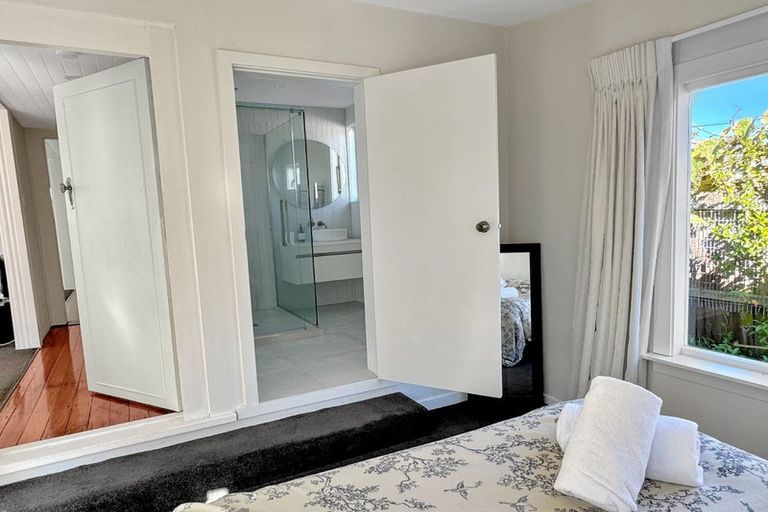 Photo of property in 155 Weston Road, St Albans, Christchurch, 8052