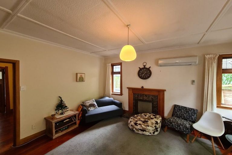 Photo of property in 76 Glenmore Street, Northland, Wellington, 6012